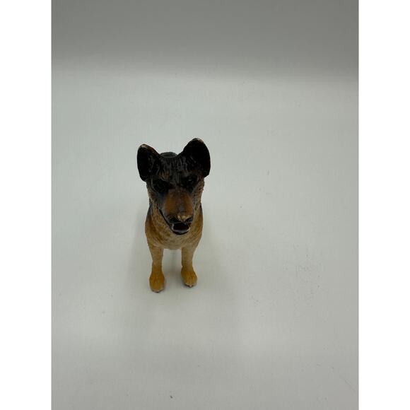 Safari Ltd Best in Show German Shepherd Figure 4” - Picture 2 of 5